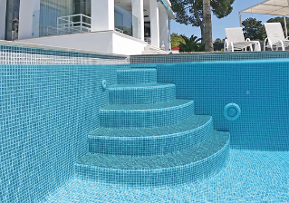 Pool lining material