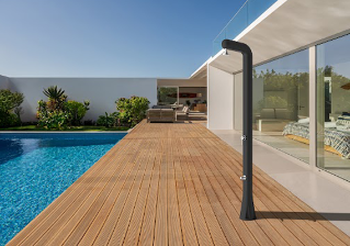 Schwimmbad-Ausstattung Außenbereich